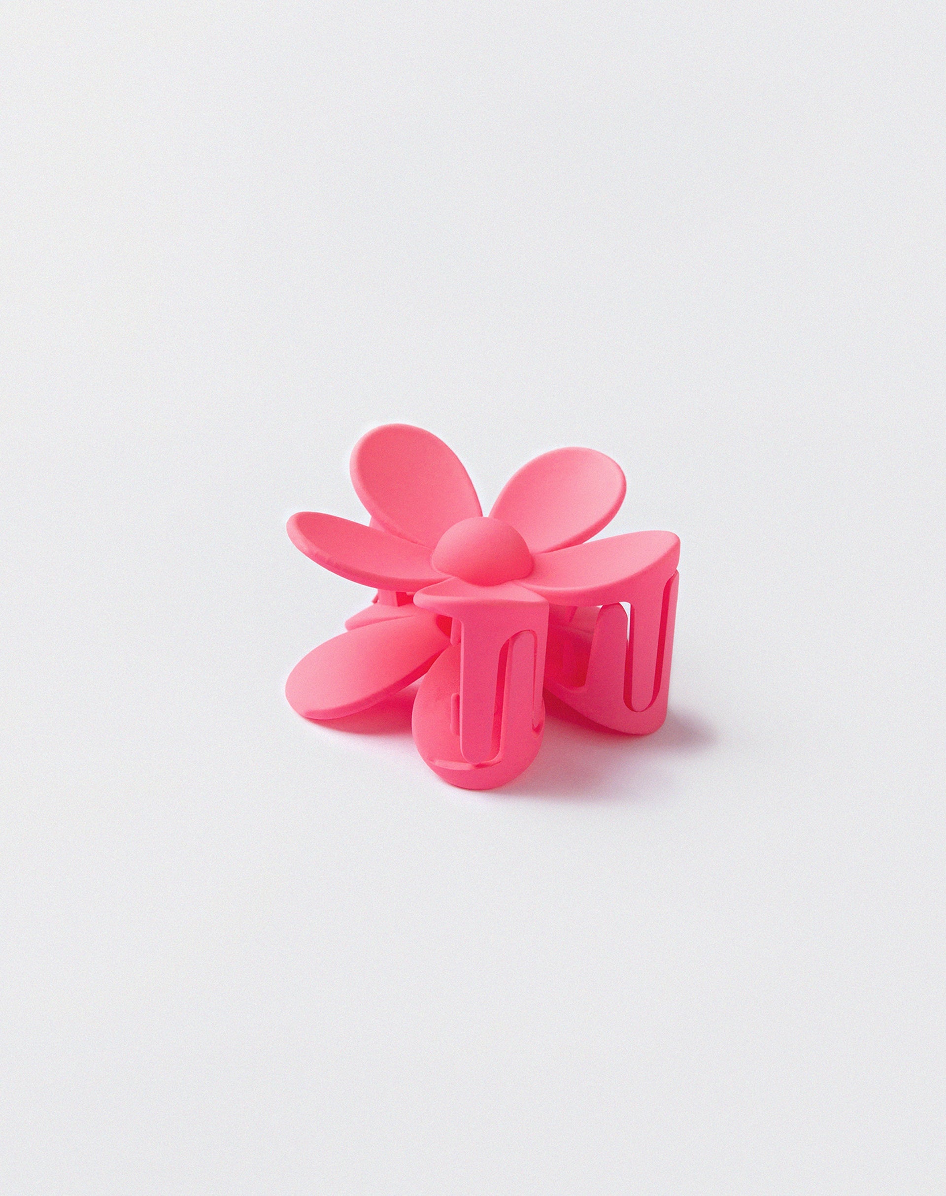 Flower Hair Claw in Pink