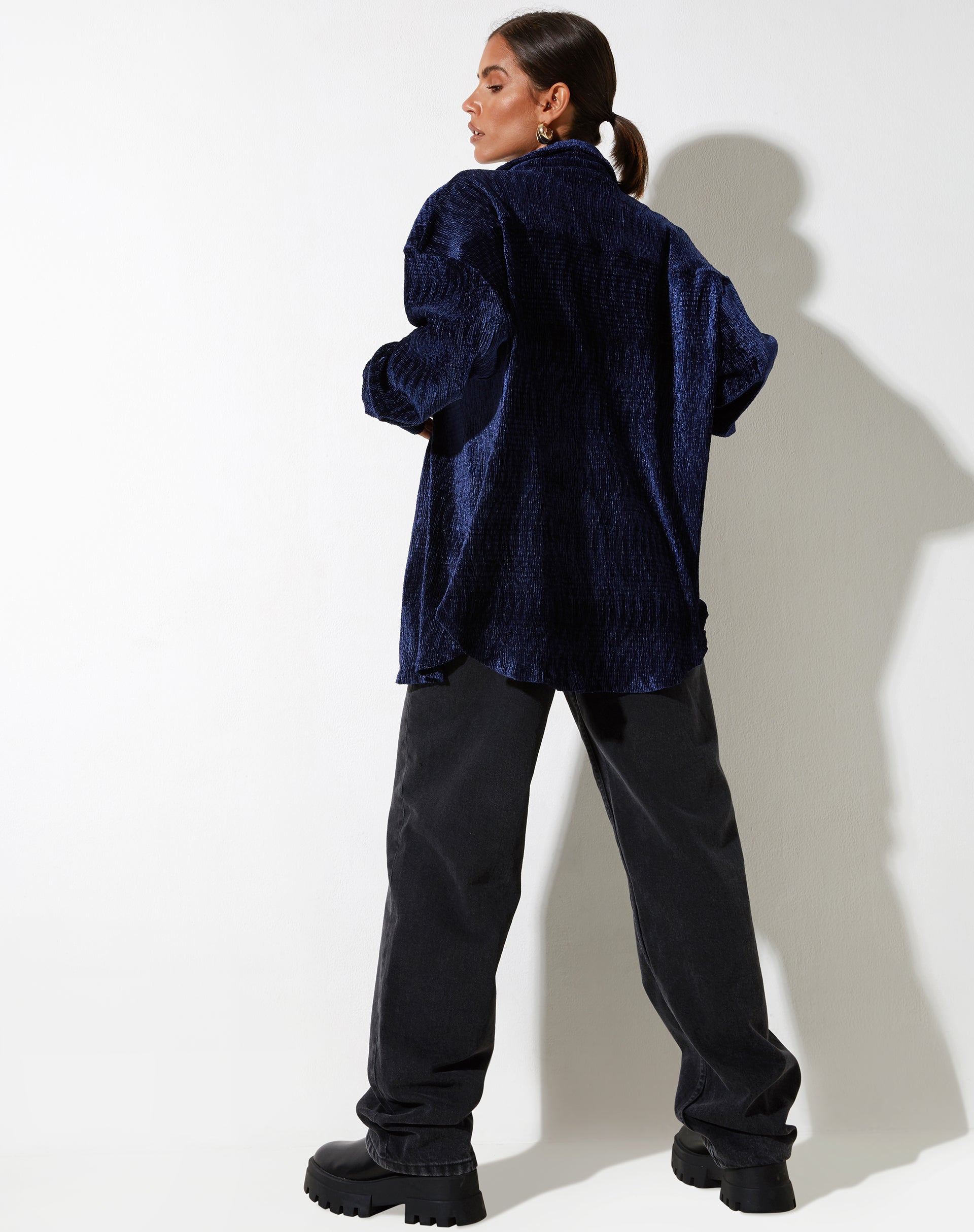 Dael Oversized Shirt in Velvet Navy