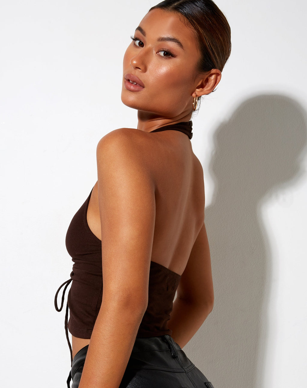 Dapa Crop Top in Lycra Bitter Chocolate