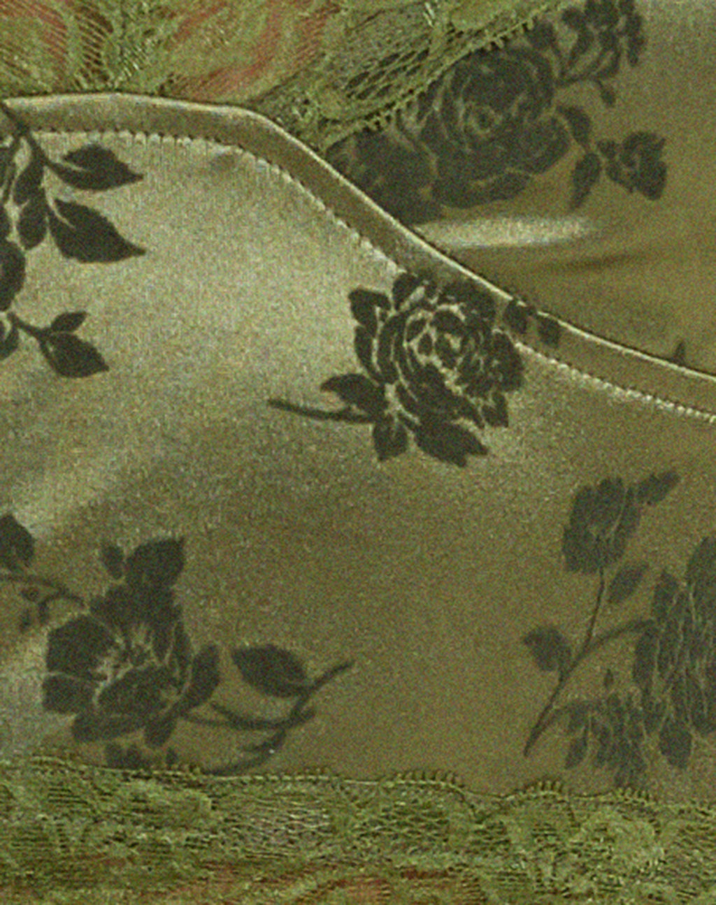 Dyrana Crop Top in Rose Flock Loden Green