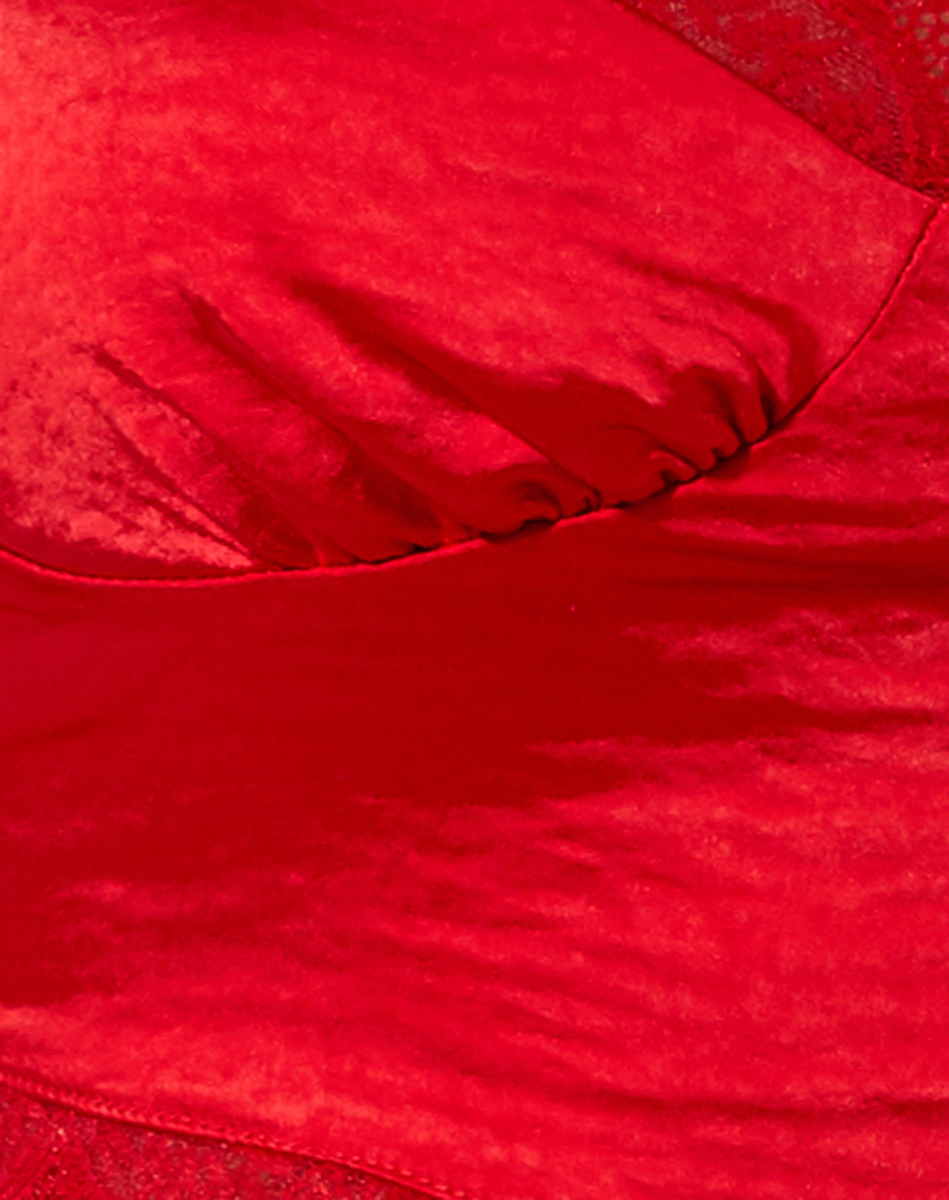 Gemlou Cami Top in Satin Red