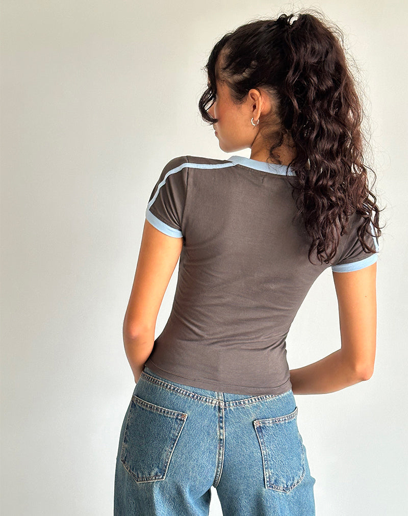 Izolde Baby Tee in Cloudburst with Nantucket Blue Binding and M Embroidery