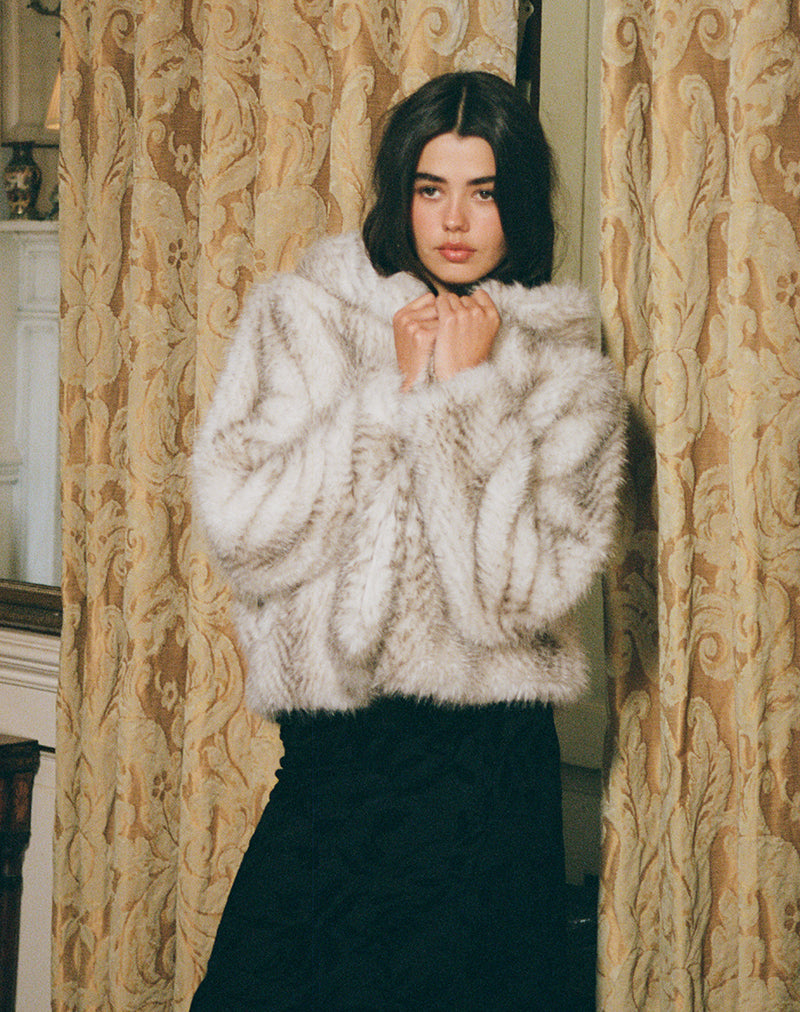 Jemi Hooded Cropped Faux Fur Jacket in Cream