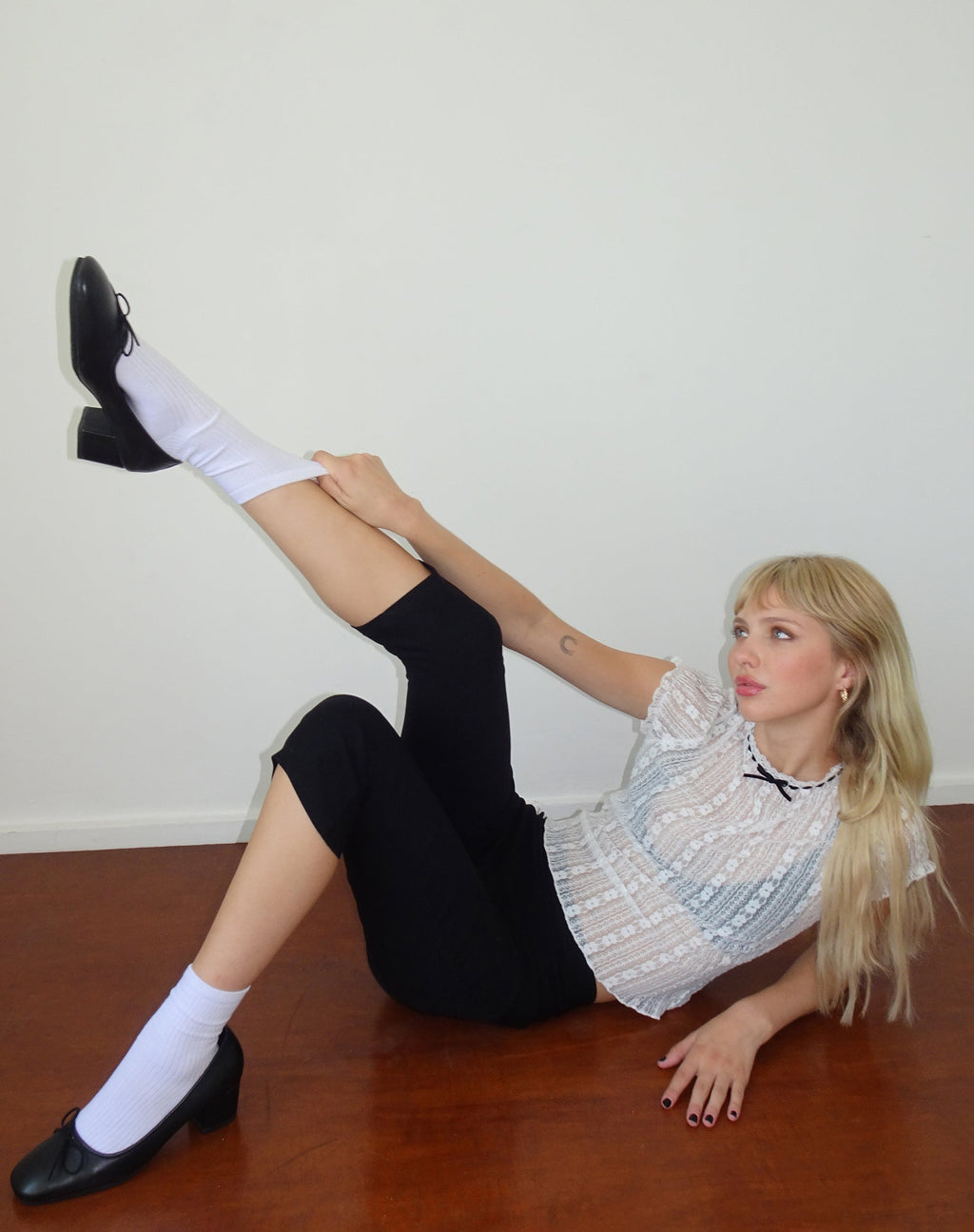 Jennifer Unlined Top in Lace White