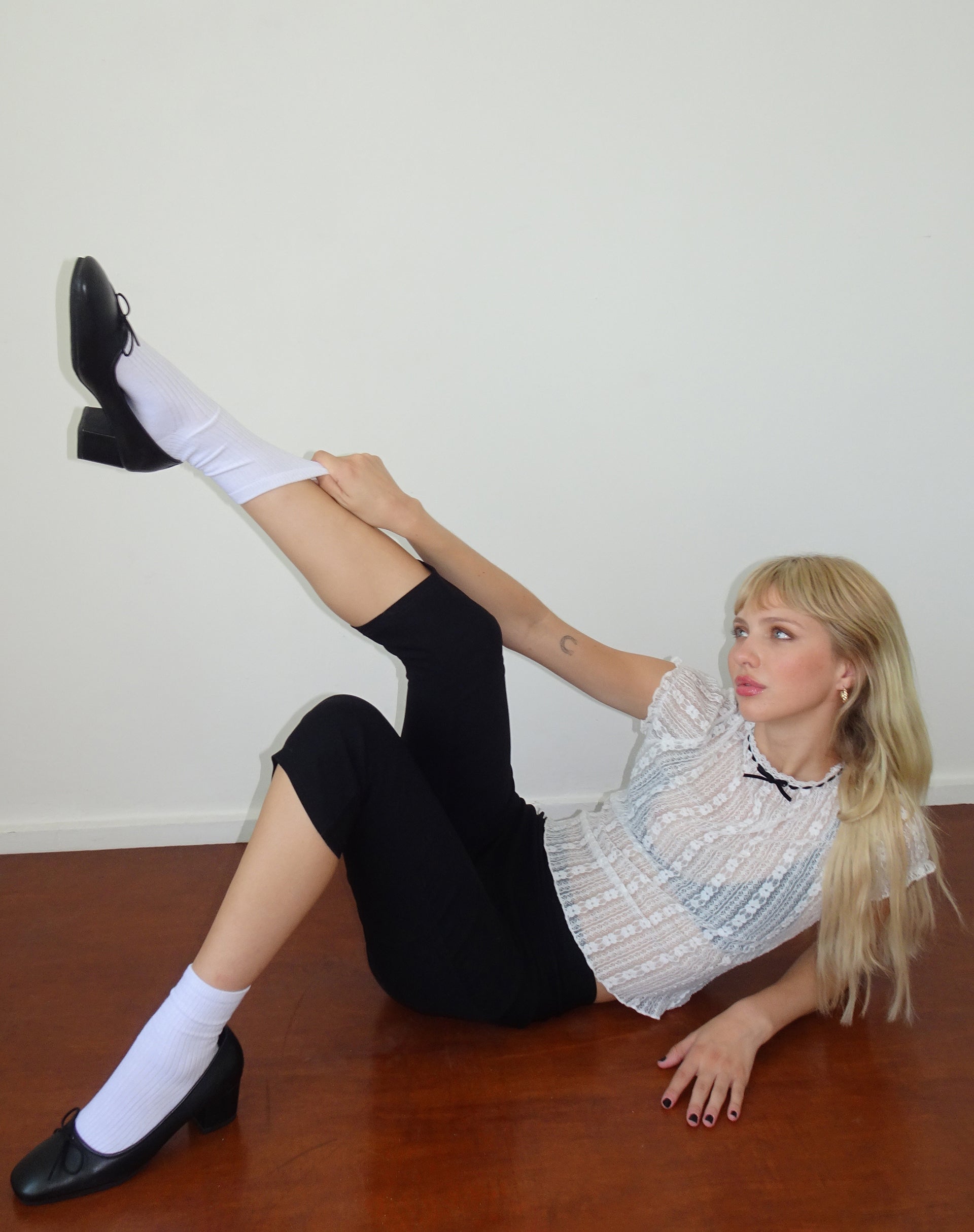 Jennifer Unlined Top in Lace White