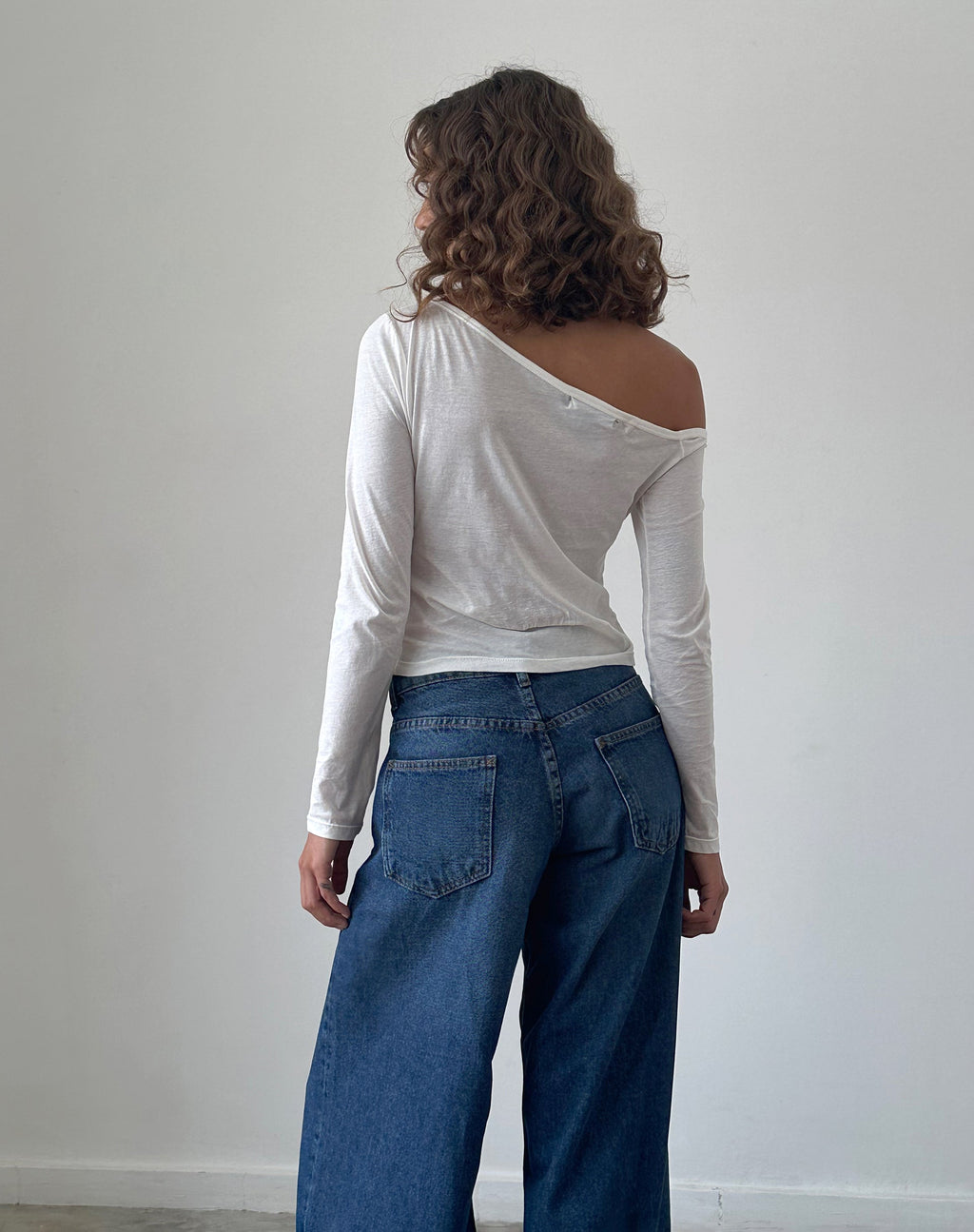 Ledez Asymmetric Slouchy Top in White Tissue Jersey