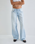 Low Rise Parallel Jeans in Icy Blue