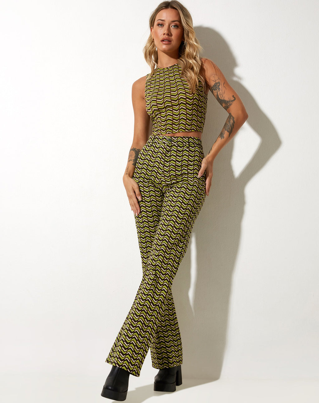 Zoven Flare Trouser in Chevron Green