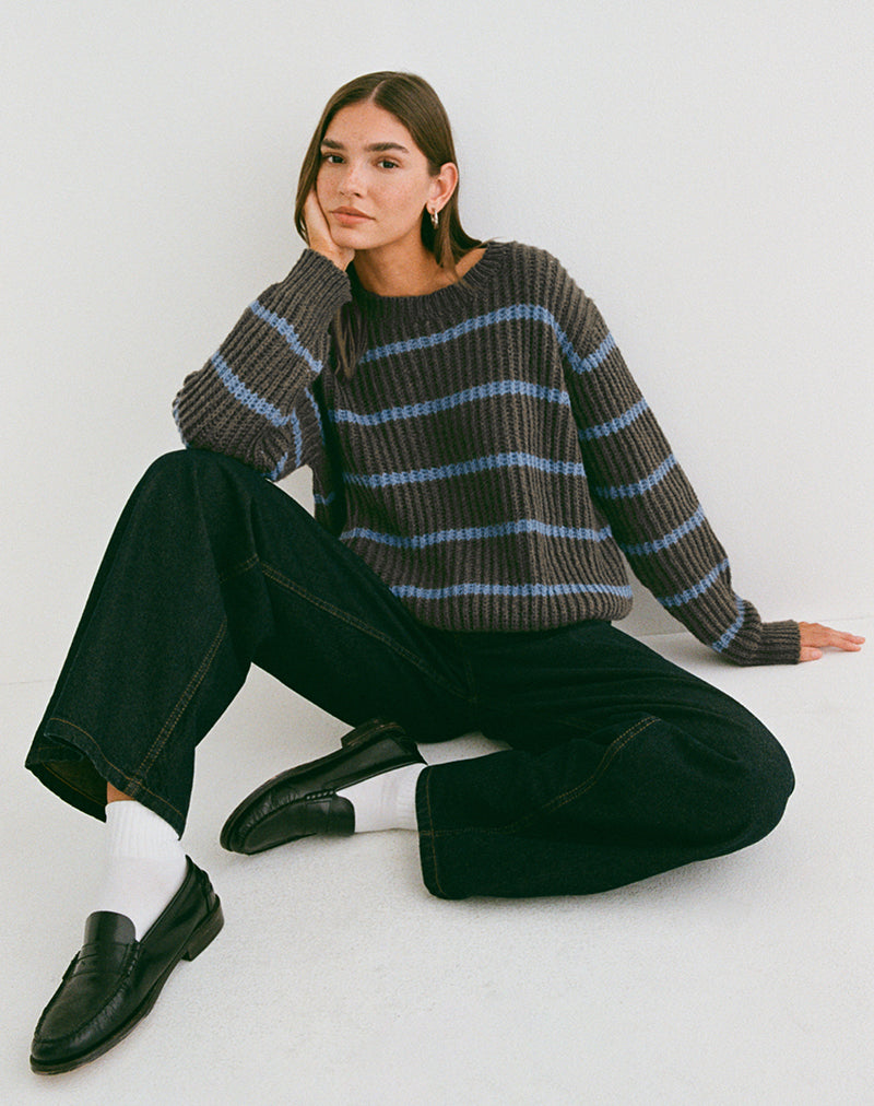 Namirta Jumper in Brown with Blue Stripe