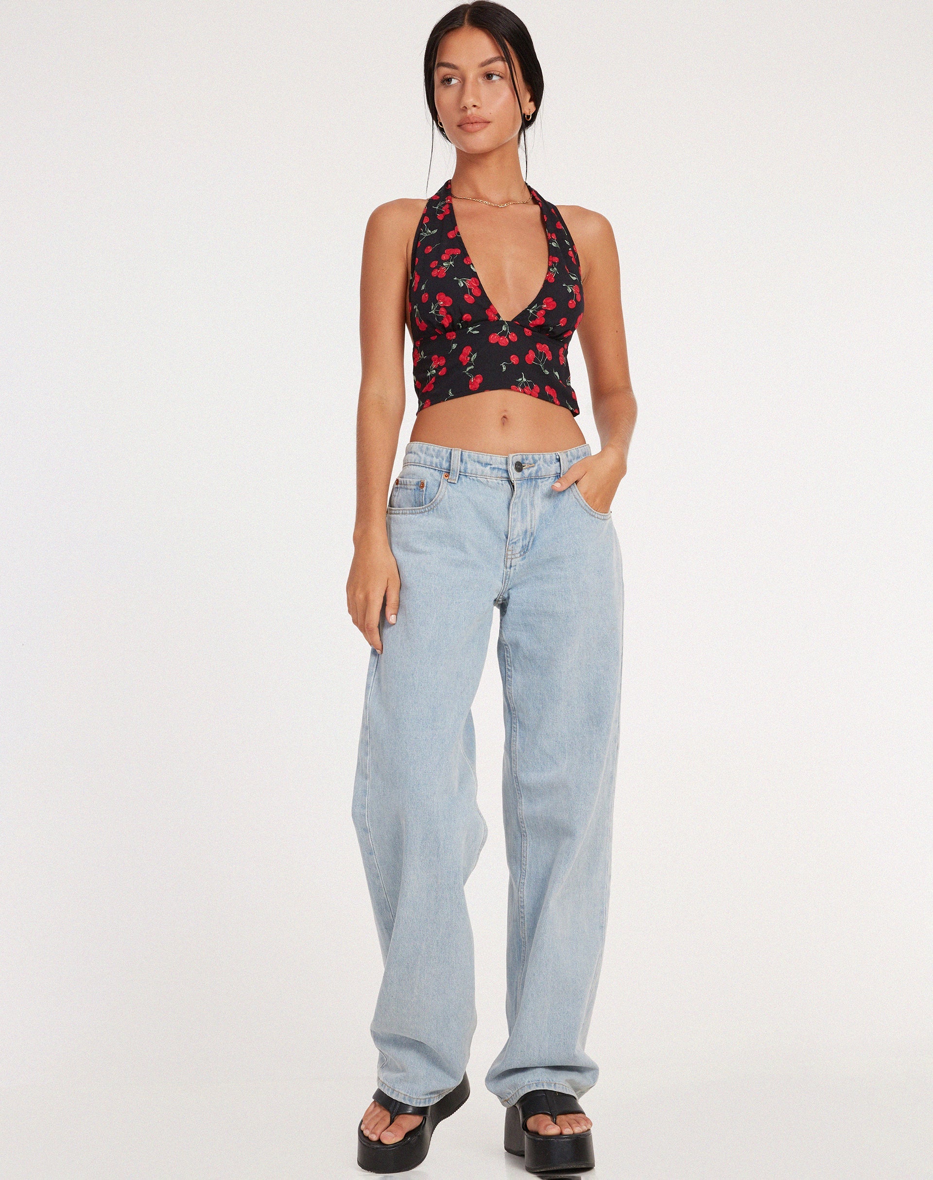 Nanda Crop Top in Cherries Black