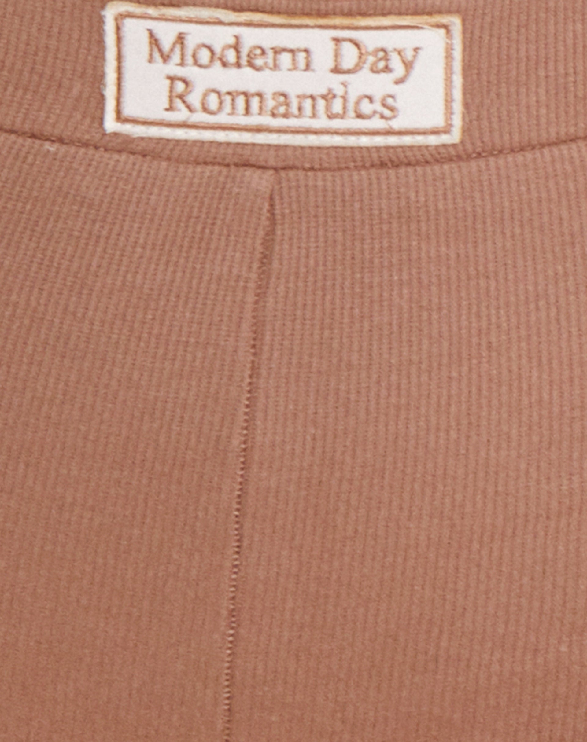 Lulla Legging in Silver Mink in Modern Day Label Embro