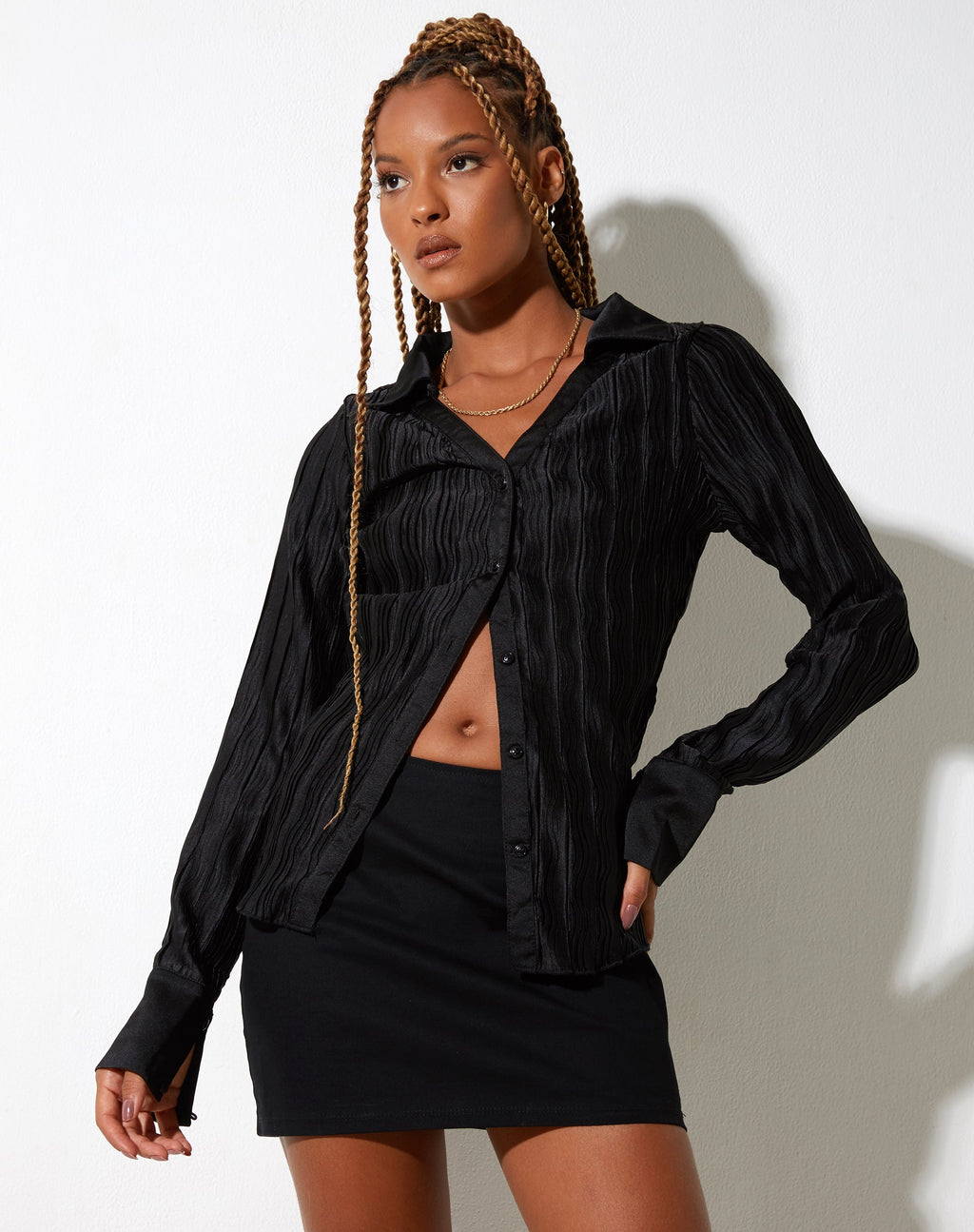 Sagira Long Sleeve Top in Crinkle Black