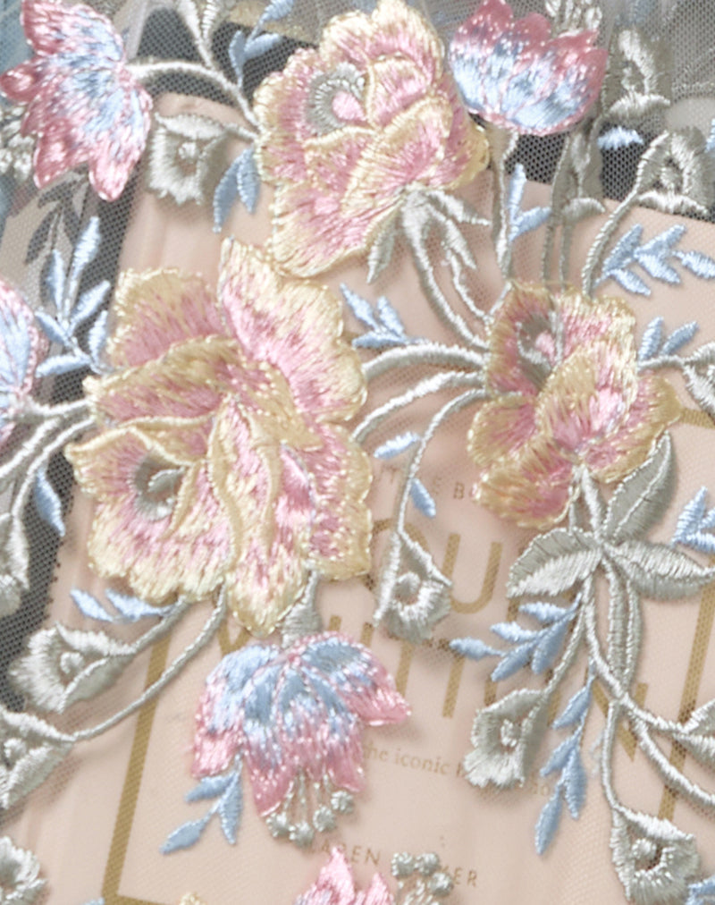 Shi Bag in Natural Lace Embroidery with Blue Satin Binding