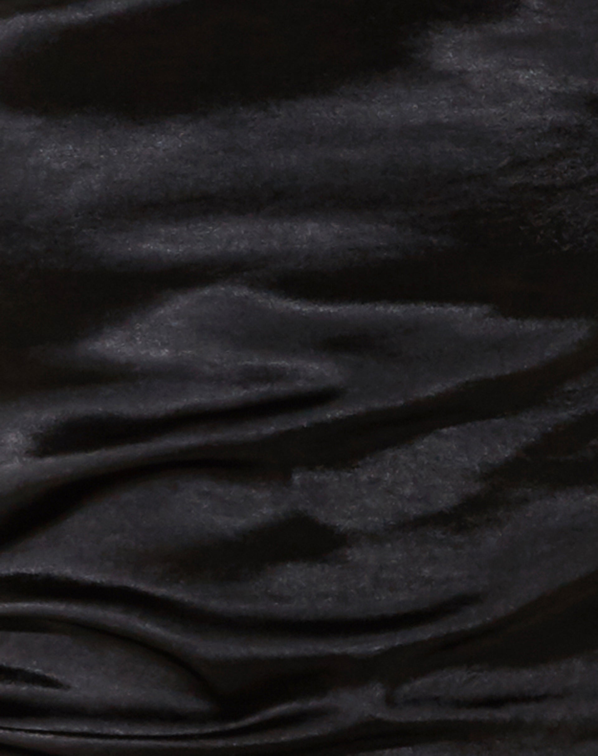 Sipin Top in Satin Black