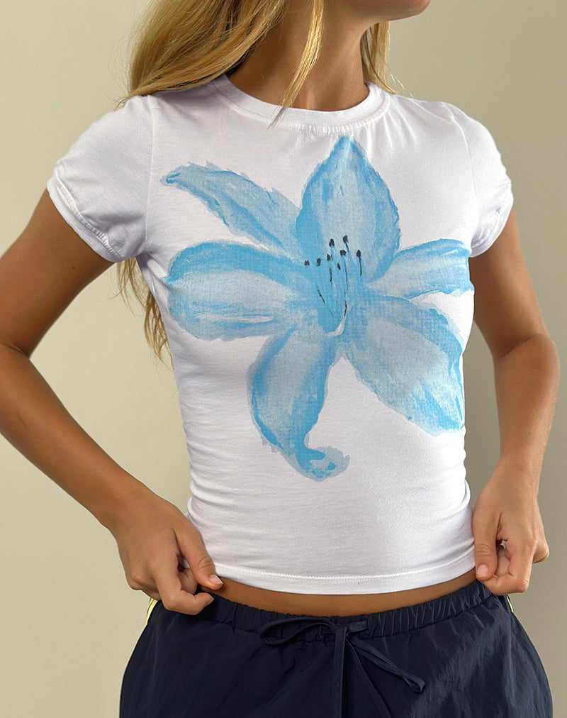 Sutin Tee in White Painted Flower Blue