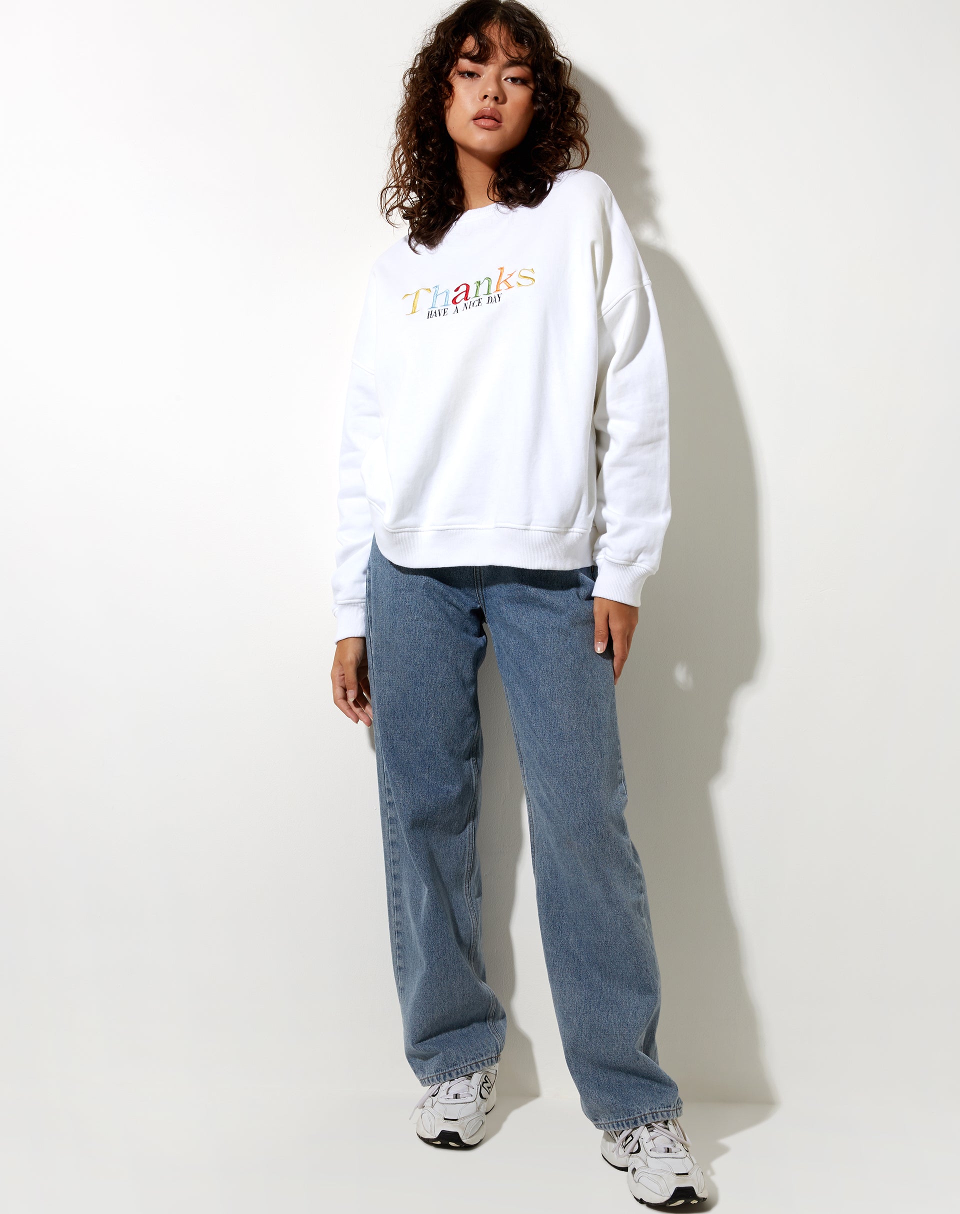 Ted Sweatshirt in White Thank You Have A Nice Day Embro