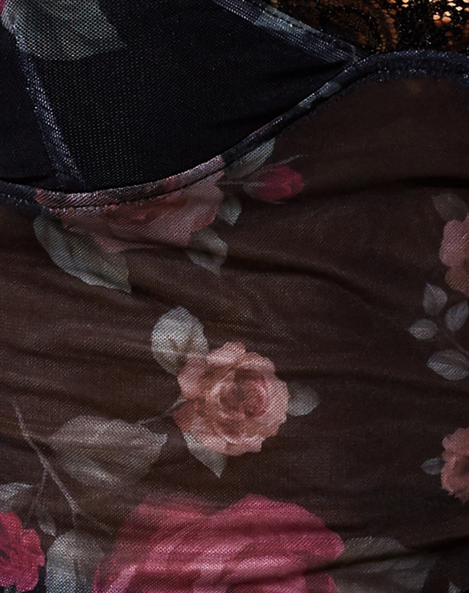 Yenika Crop Top in Gothic Rose with Lace