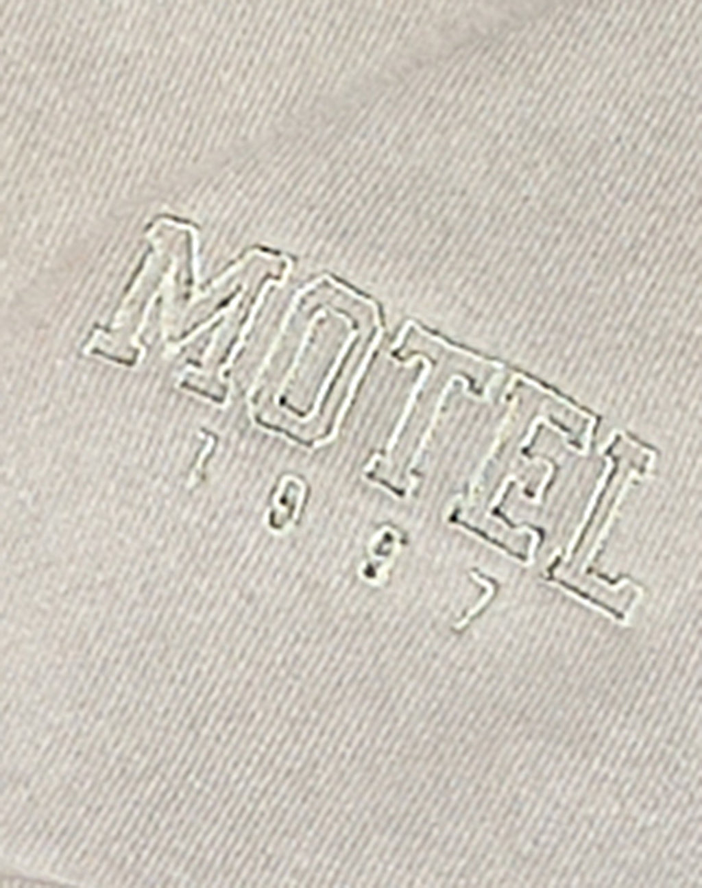 Roider Jogger in London Fog Motel 1997 Embro