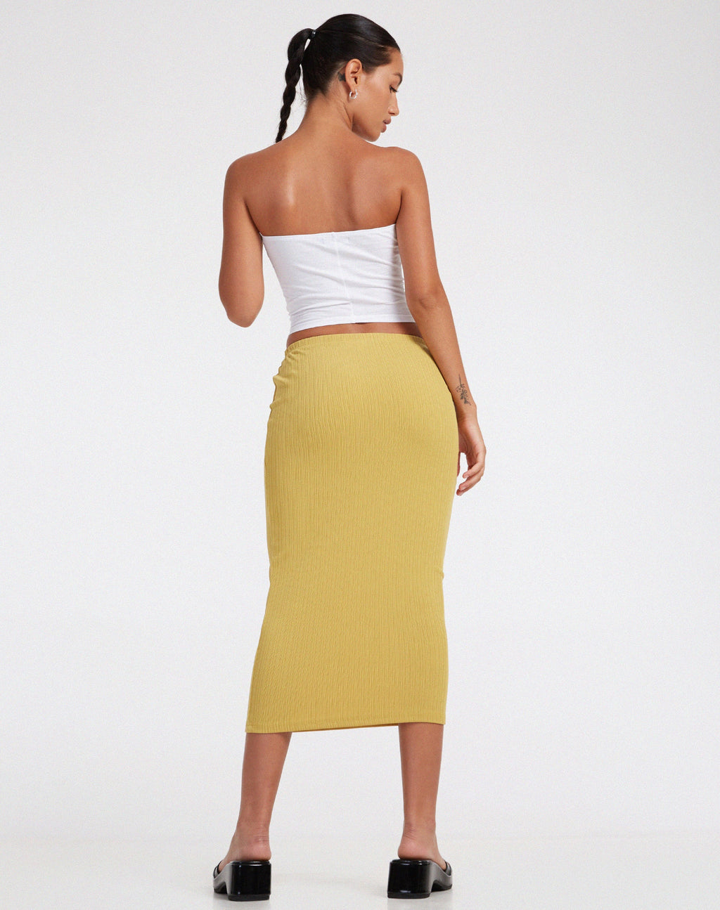 Magata Midi Skirt in Jersey Plise Mustard
